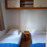 Camping Mobilhome Les Volets Bleus *