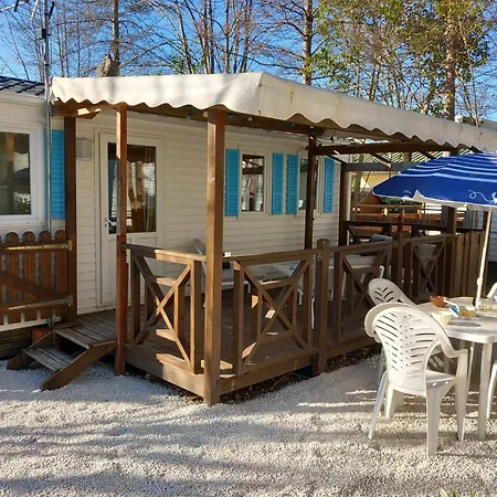 Mobilhome Les Volets Bleus