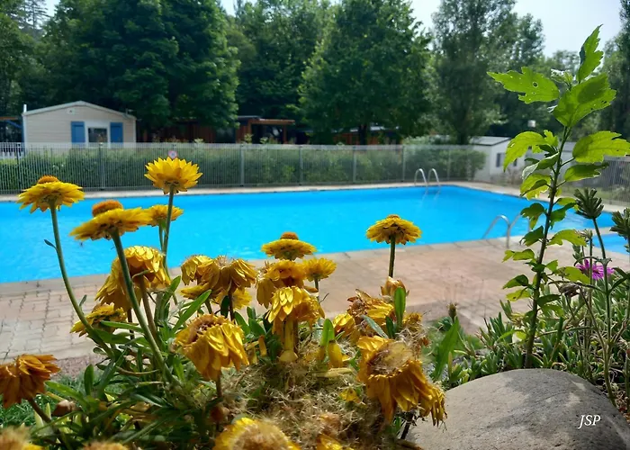 Mobilhome Les Volets Bleus * Vaudreuille